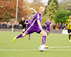 David Syers about to score at Harrogate