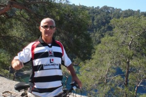 Darlo fans around the world -- Philip Dunn 2