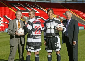 Left to right, David Copland of Darlington Building Society, Quakers players Neil Maddison and Leandro Scartiscini, club commercial manager Bob Gorrill