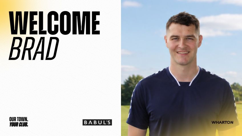 Darlington sign Brad Walker