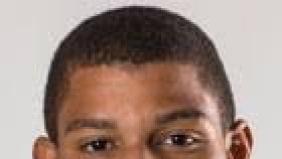 Quakers sign Omar Holness