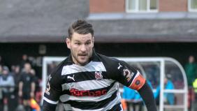 Simon Ainge moves to Boston on loan