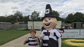 Mr Q meets the fans 2