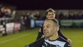 Thommo leaves Quakers