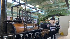Mr Q: Please sign the "Keep the Loco in Darlo" petition
