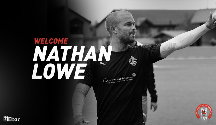 Quakers sign Nathan Lowe on loan