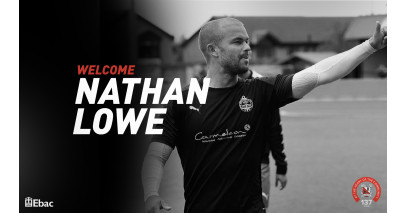 Quakers sign Nathan Lowe on loan