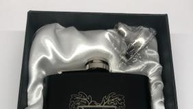 Buy a hip flask from Quaker Retail