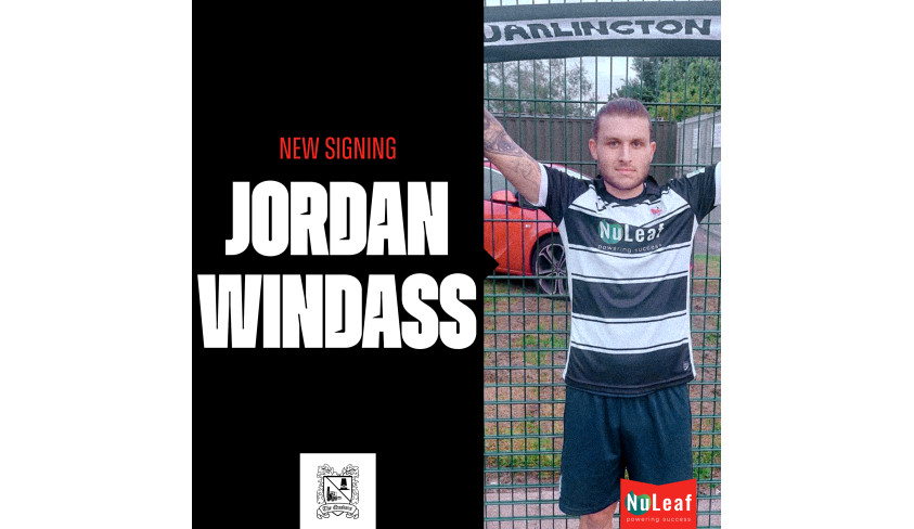 Quakers sign Jordan Windass from Oldham