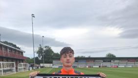 Midfielder Alex Payne joins Quakers