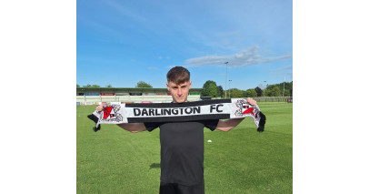 Quakers sign schoolboy international Archie Small