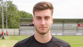 Jack Vaulks joins Pickering on dual registration terms